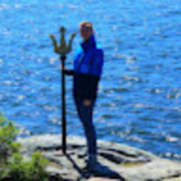 Meet your Posher, Kevin - Picture 1 of 1